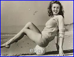 1945 Marilyn Monroe Original Photo Andre Dienes Paradise Cove Beach Volleyball